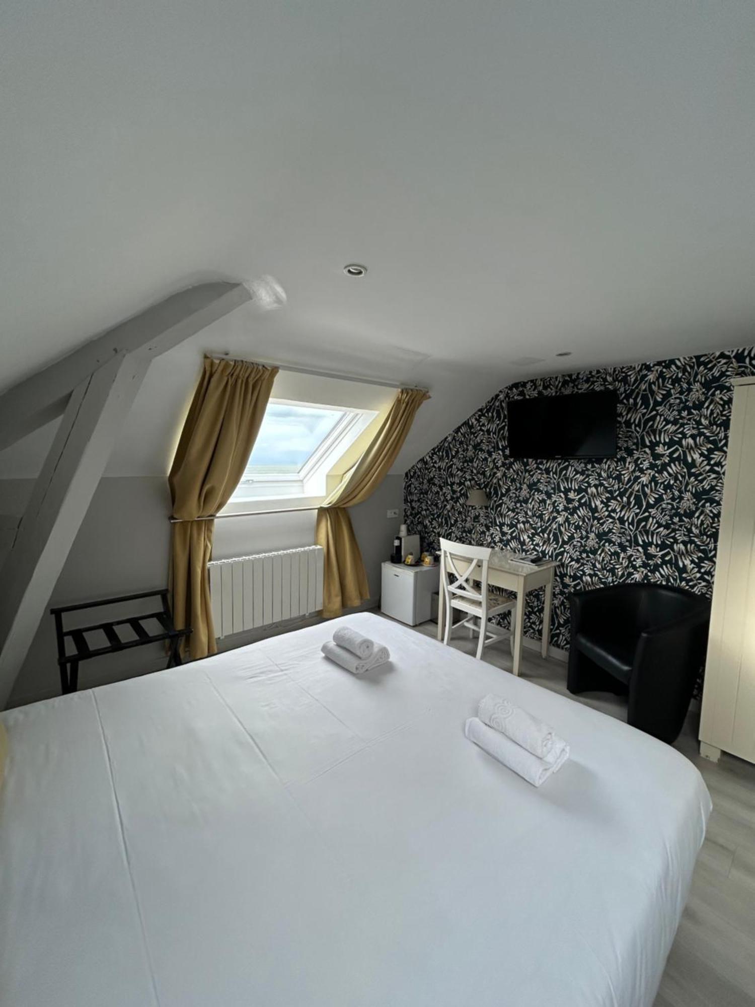 Hotel Les Embruns Trouville-sur-Mer